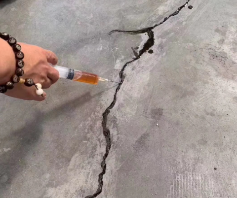 英吉沙混凝土裂缝修补技术详解​